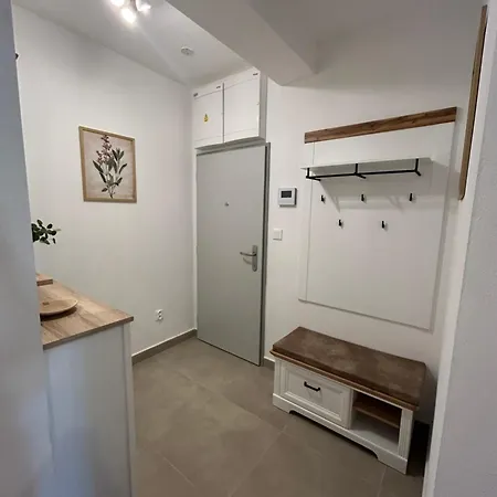 Vsichni Se Vlezem Apartment *